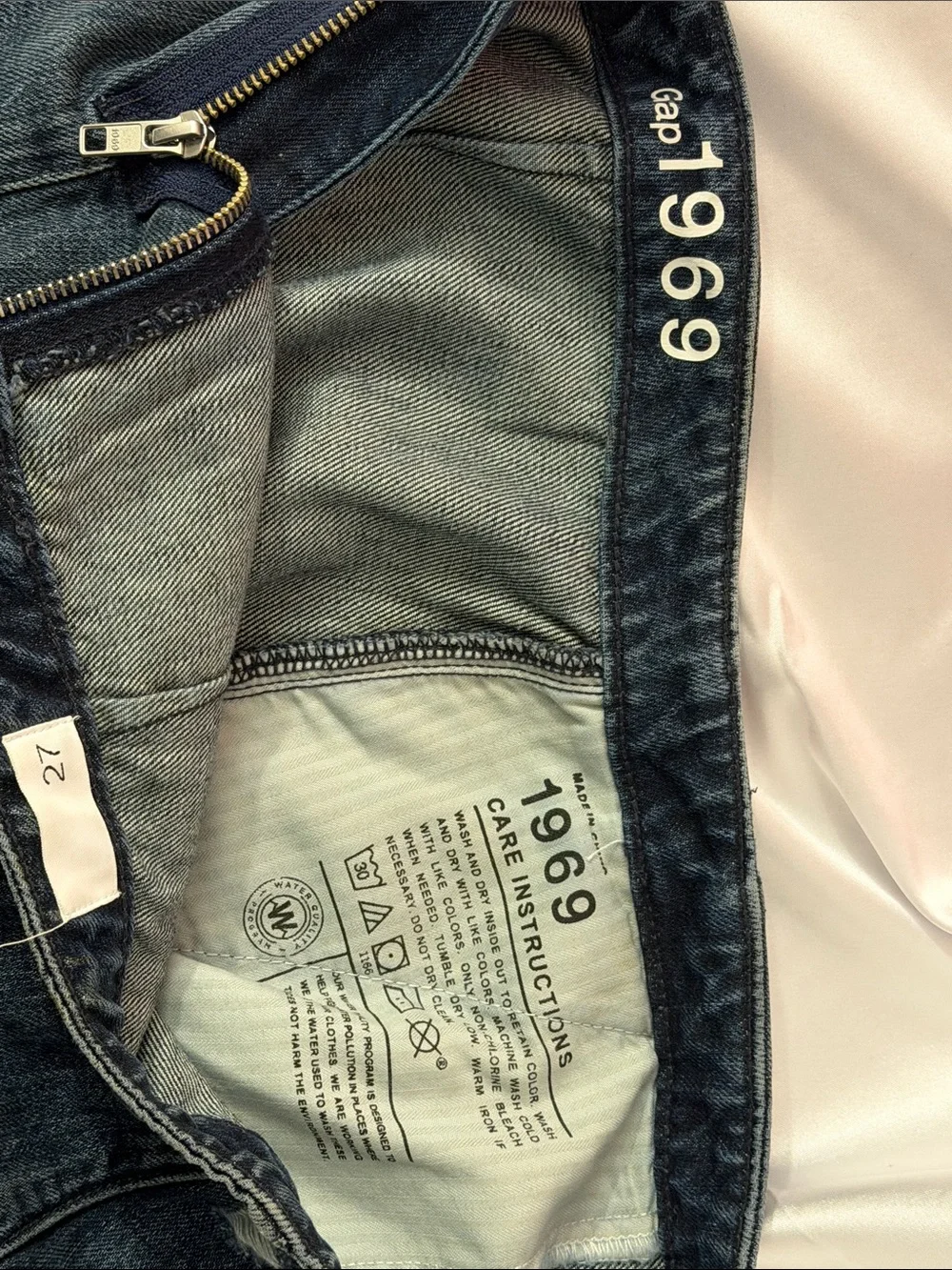 GAP Dark Indigo Distressed Denim Pencil Skirt